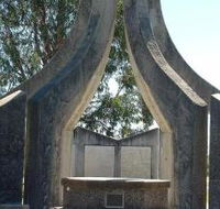 Inverell and District Bicentennial Memorial - Accommodation Adelaide