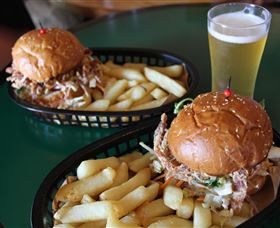 Daves Brewery Tours - Accommodation Adelaide 7