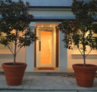 Australian Galleries - Roylston Street - Accommodation Adelaide