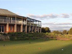 Glenelg Golf Club And Pinehill Bistro - Accommodation Adelaide 2