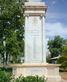 Charleville War Memorial - Accommodation Adelaide 1