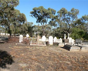 Wentworth Cemetery - Accommodation Adelaide 1
