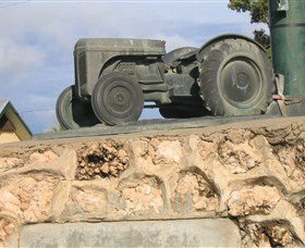 Ferguson Tractor Monument - Accommodation Adelaide 3