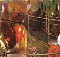 The Crystal Caves - Accommodation Adelaide