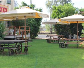 Francis Hotel Thallon - Accommodation Adelaide 1