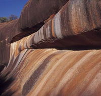 Elachbutting Rock - Accommodation Adelaide