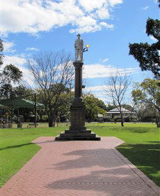 Goondiwindi War Memorial - Accommodation Adelaide 1