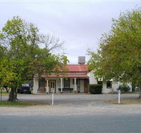 Round Hill Hotel - Accommodation Adelaide