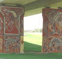 Cowra Bridge Pylons - Accommodation Adelaide