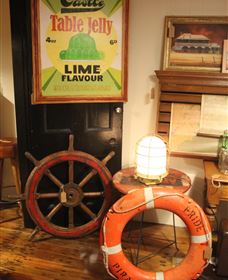 Peachtree Antiques - Accommodation Adelaide 4