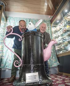 Bygone Beautys Treasured Teapot Museum And Tearooms - Accommodation Adelaide 7