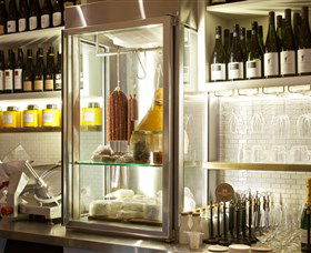 East Coast Lounge - Accommodation Adelaide 0