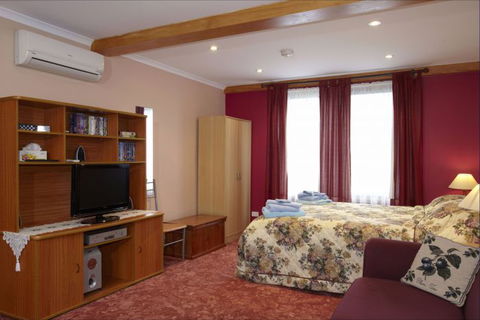 NorthEast Restawhile Bed And Breakfast - Accommodation Adelaide 6