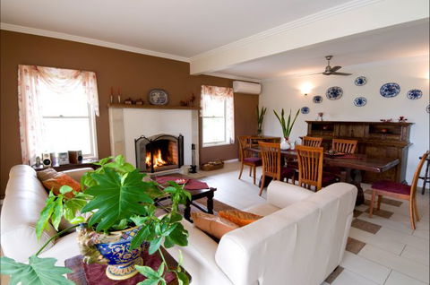 Villa Cavour Bed And Breakfast - Accommodation Adelaide 2