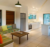 The Retreat Beach Houses - Accommodation Adelaide