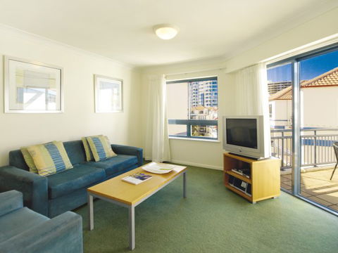 Oaks Calypso Plaza - Accommodation Adelaide 6