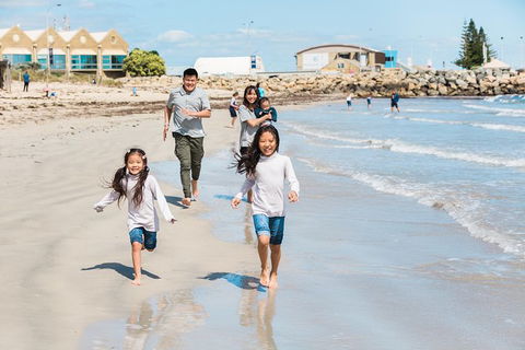 Fremantle Walk & Photo Shoot - Accommodation Adelaide 6