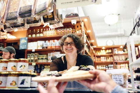 Queen Victoria Market Ultimate Foodie Tour - Accommodation Adelaide 13