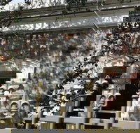 Stately Swagger Adelaide Walking Tour