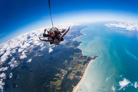 Beach Skydive From Up To 15000ft Over Mission Beach - Accommodation Adelaide 4
