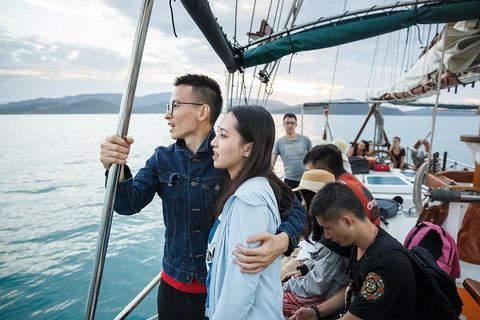 Whitsunday Islands Private Sailing Experience With Snorkeling & Langford Reef - Accommodation Adelaide 10