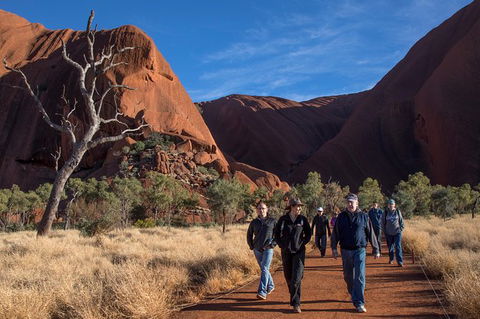 Highlights Of Uluru Including Sunrise And Breakfast - Accommodation Adelaide 4