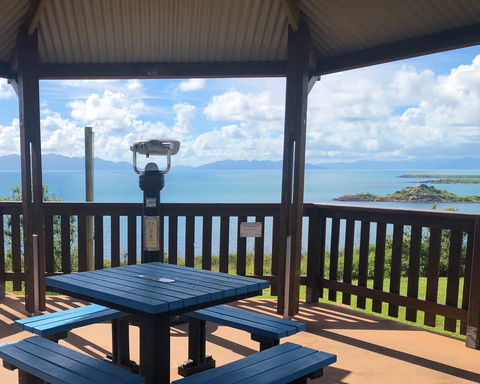 Bowen - Flagstaff Hill Lookout - Accommodation Adelaide 1