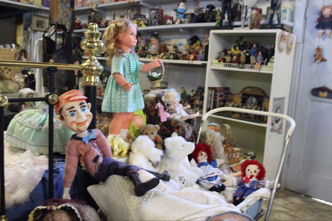Gerogery Doll Museum - Accommodation Adelaide 2