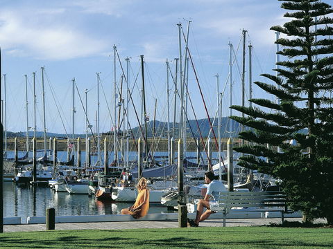Gladstone Marina - Accommodation Adelaide 1