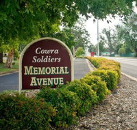 Memorial Avenue in Cowra - Accommodation Adelaide