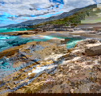 Singing Stones Beach - Accommodation Adelaide