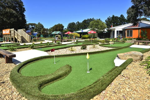 A Maze N Games - Accommodation Adelaide 2