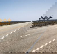 Eyre Highway - Accommodation Adelaide