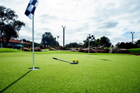Vines Mini Golf - Accommodation Adelaide 1
