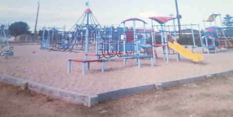 Edithburgh Playground - Accommodation Adelaide 0