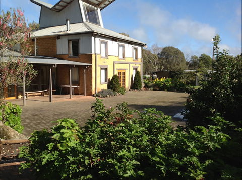 HIRL Hamilton Institute Of Rural Learning - Accommodation Adelaide 0