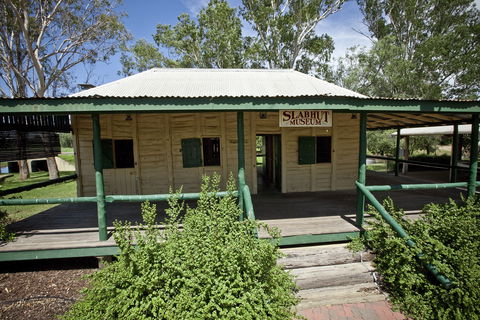 Lenroy Slab Hut - Accommodation Adelaide 0