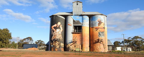 Riverina Outdoor Art Trail - Accommodation Adelaide 0
