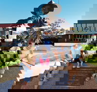 Cunnamulla Fella - Accommodation Adelaide