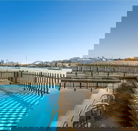 Maccallum Pool - Accommodation Adelaide