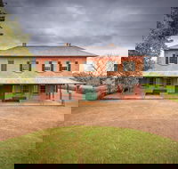 Rouse Hill Estate - Accommodation Adelaide
