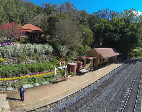 Spring Bluff Railway Station - Accommodation Adelaide 0