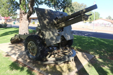 War Gun Trophy - Accommodation Adelaide 0