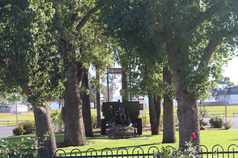War Gun Trophy - Accommodation Adelaide 2