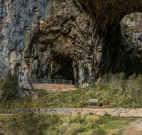 Yarrangobilly Caves  Castle walk - Accommodation Adelaide