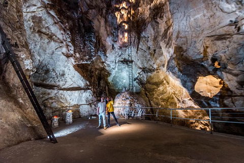 Jenolan Caves: Lucas Cave Tour - Accommodation Adelaide 1
