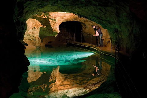 Jenolan Caves: Extended Orient Cave Tour - Accommodation Adelaide 1