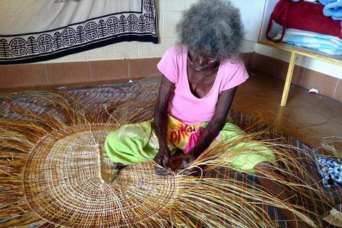 Gay-Wu Woman\'s 5 Day Yolngu Homeland Tour - Accommodation Adelaide 4