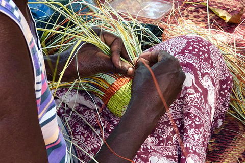 Gay-Wu Woman\'s 5 Day Yolngu Homeland Tour - Accommodation Adelaide 3