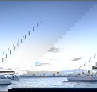 Gold Coast Sailing Cruise with sparkling wine  nibbles platter - Accommodation Adelaide